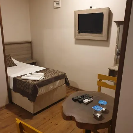 Otel Zeytin Butik 2*